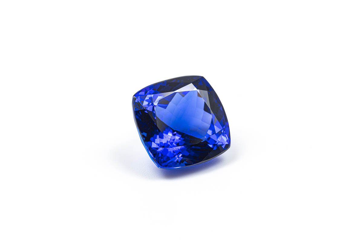 Tanzanite 15,973 ct.